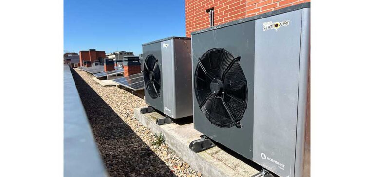 ecoAIR+ 3-18 PRO en instalación en 159 viviendas en Madrid para suministro de ACS.
