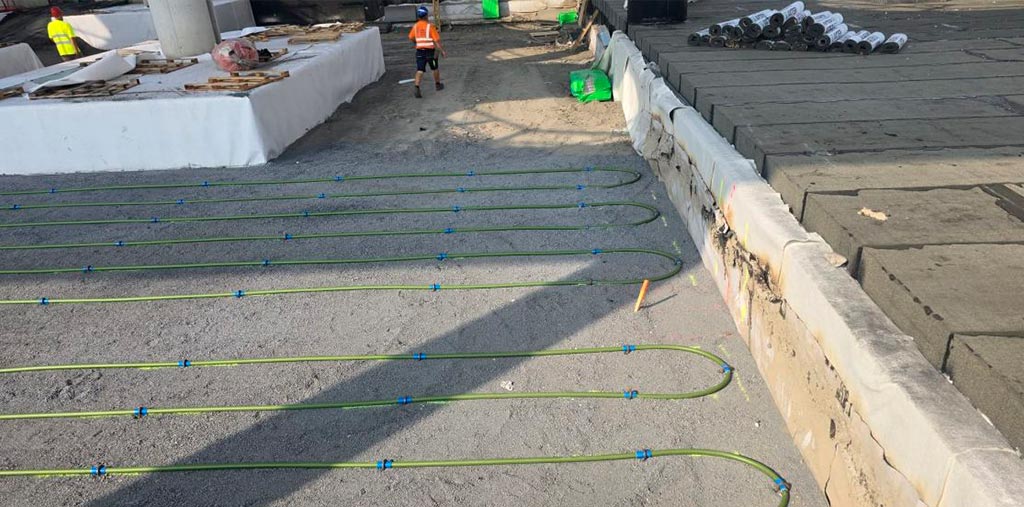 Sistema de climatización geotérmico de alto rendimiento para la estación de tren de Praga bomba de calor, geotermia, instalación comercial