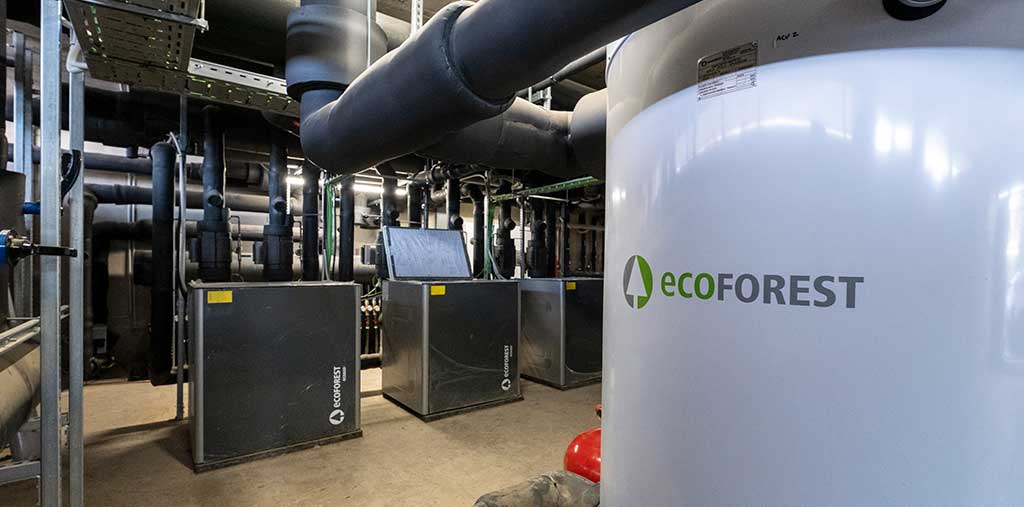 Efficiency for Sports Complexes with Ecoforest Heat Pumps Efficiency for Sports Complexes with Ecoforest Heat Pumps Heat pumps., commercial installations, ground-source, ground-source, Heat pumps., commercial installations